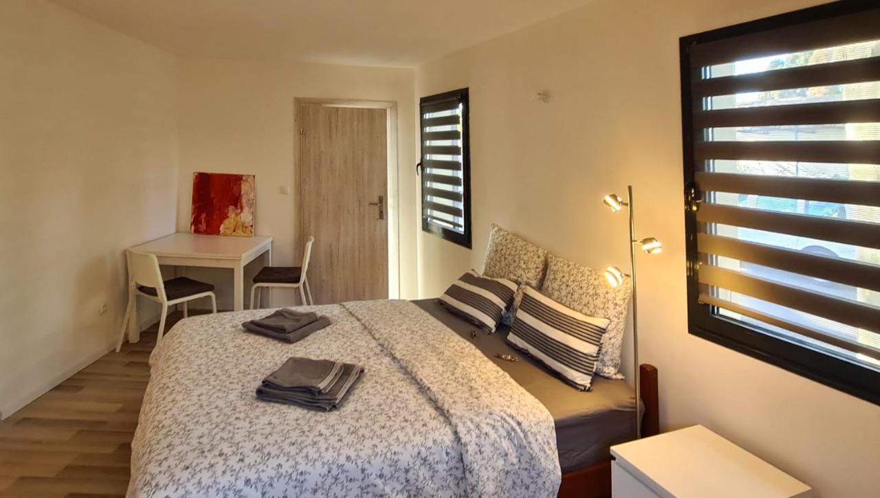 מלון Cosy Studio Dans Le Site Historique De Pézenas מראה חיצוני תמונה