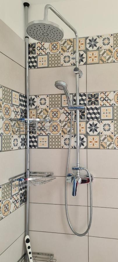 מלון Cosy Studio Dans Le Site Historique De Pézenas מראה חיצוני תמונה